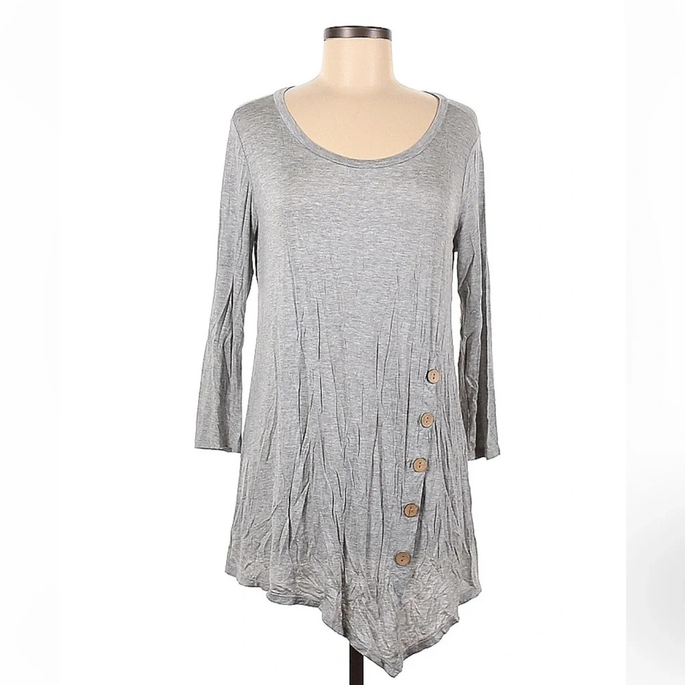 Brenda’s 3/4 sleeve Top Medium